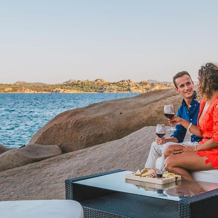 Il Gabbiano Hotel Ла Мадалена Екстериор снимка