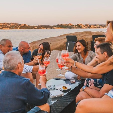 Il Gabbiano Hotel Ла Мадалена Екстериор снимка