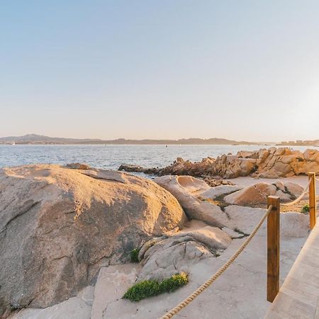 Il Gabbiano Hotel Ла Мадалена Екстериор снимка