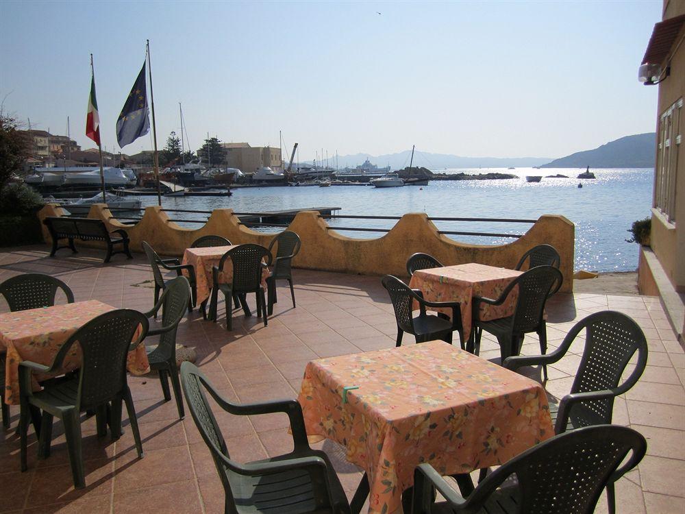 Il Gabbiano Hotel Ла Мадалена Екстериор снимка